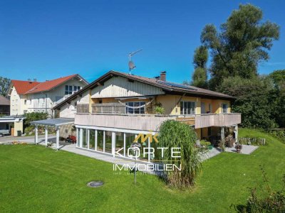 Großzügiges Landhaus mit Einliegerwohnung, Doppelgarage und Nebengebäude, PV Anlage in Weiler/Allgäu