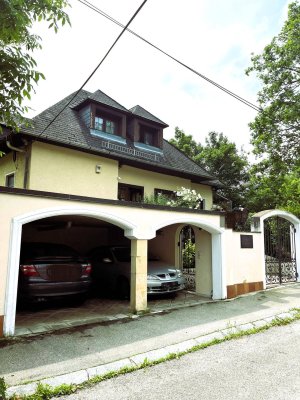 Idyllisches Architektenhaus im Landhausstil in beliebter Badener Lage