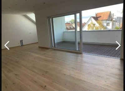 Ansprechende 3-Zimmer-Dachgeschosswohnung mit geh. Innenausstattung mit Balkon und EBK in Riedlingen