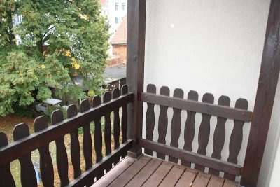 Schöne 2 Raumwohnung mit Außenstellplatz und Balkon