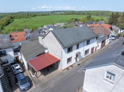 Haus mit Scheune -ein Paradies für Handwerker