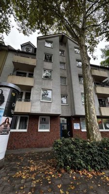 Düsseldorf Eller: Geräumige 2 Zimmer/Küche/Diele/Bad 71,91 m², Balkon