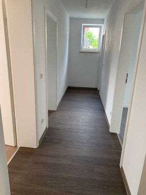 Exklusive 4-Zimmer-Wohnung mit gehobener Ausstattung inkl. Balkon in Neuburg