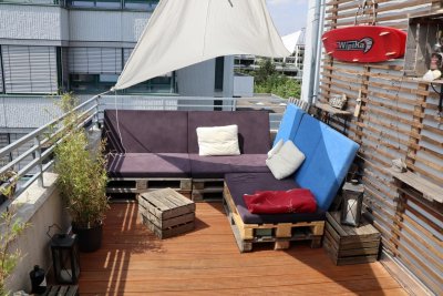 Düsseldorf Derendorf - Moderne Penthouse mit sehr großer Dachterasse und Balkon