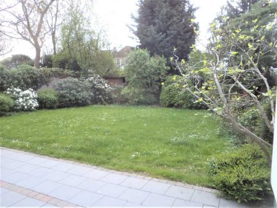 D-Niederkassel Traumhafte Garten-Wohnung mit großer Terrasse,  K.D.B.  in Bestlage Rheinfront