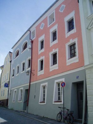 Passau-Innstadt/Lederergasse: 2-Zimmer-Appartement nicht wg-geeignet