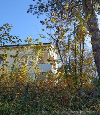 Schöne helle gemütliche Dach-Wohnung 3 Zi, Balkon, Abstellräume &PKW Stellplatz in Aalen-Unterkochen