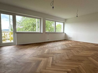 Bezugsfrei | Hochwertige 4 Zimmerwohnung mit Balkon & Aufzug nähe Tierpark