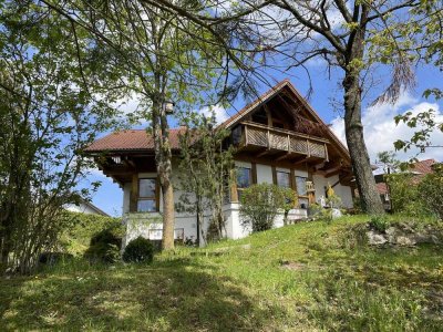 Einfamilienhaus mit Einliegerwohnung in unverbaubarer Aussichtslage