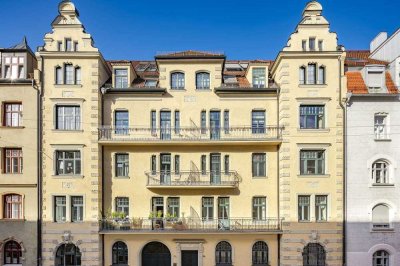 Stadtpalais Lehel: Exquisite 6-Zimmer-Wohnung mit Dachterrasse und Panoramablick