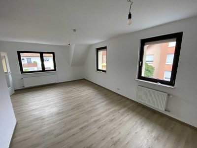 Helle und sanierte 2-Raum-Wohnung mit Balkon in Rheinstetten