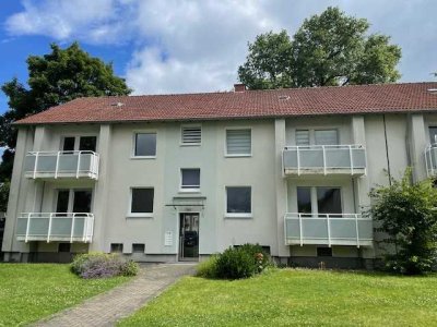 Bezugsfreie 3 Raum-Wohnung im 1. OG mit Balkon für Selbstnutzer