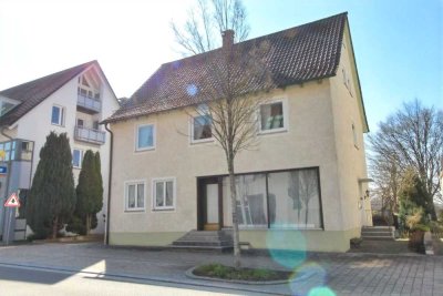 Wohnhaus mit schönem Garten und kleiner Gewerbeeinheit