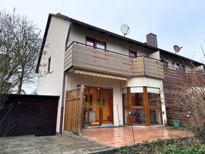 Tolle ruhige Lage! Gepflegtes Reihenendhaus mit Garten und Garage in Coburg-Neuses