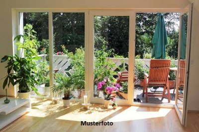 3-Zimmer-Wohnung mit Terrasse und Gartenanteil in guter Wohnlage