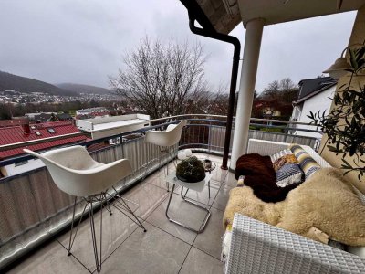 3 Zimmer-Wohnung mit Balkon und Fernblick über die Dächer von Höchst