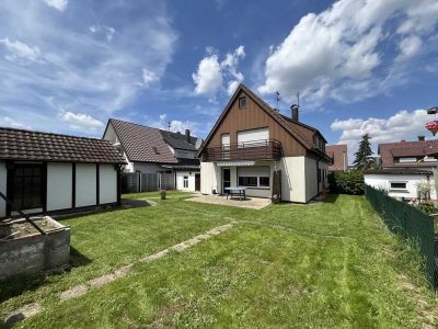 Stilvolle 3,5-Zimmer-Erdgeschosswohnung mit großem Garten in Holzgerlingen