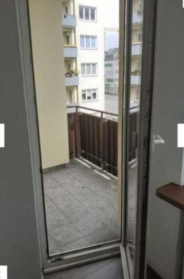 Nachmieter gesucht! 1-Zimmer Wohnung mit Balkon und Einbauküche in der alten Neustadt