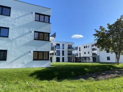 Helle Wohnung mit kleiner Terrasse in Neubau Tettnang-Kau