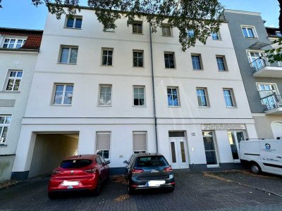 Gemütliche 1 - Zimmer - Wohnung mit Balkon und Stellplatz