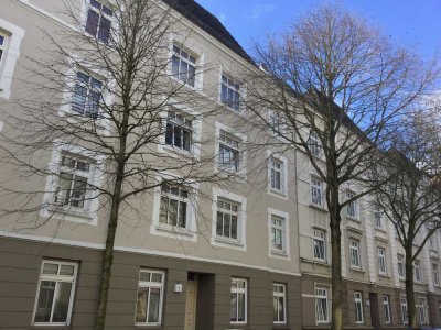 Charmante 2-Zimmer-Wohnung: Stilvoller Mix aus Altbau-Charme und modernem Wohnkomfort