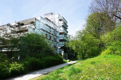 Gemütliche 2-Zimmer-Wohnung mit Balkon und TG-Einzelstellplatz in Unterhaching