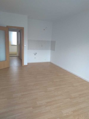 Gemütliche 1-Raum Wohnung mit Loggia und Aufzug