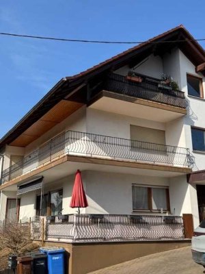 Erstbezug nach Sanierung, 3-Zimmer-Wohnung mit gehobener Innenausstattung mit Balkon in Mömbris