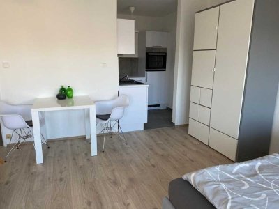 Renoviertes und voll möbliertes Apartment in zentraler City-Lage