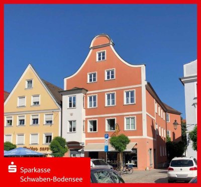 Geschäfts- und Wohnhaus mit Bürogebäude mitten in Günzburg