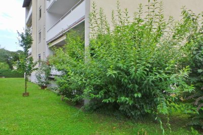 Zentrale Stadtlage,modern sanierte 3ZI+Balkon,Carport, Allg.Garten, Spielplatz