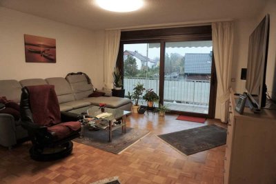 Schöne 3-Zimmerwohnung mit Balkon und Kamin in traumhafter Wohnlage!