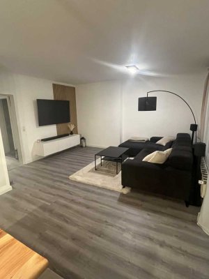 Geschmackvolle 2-Zimmer-Penthouse-Wohnung mit Einbauküche in Bremen