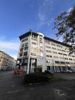 Erstbezug nach Neusanierung! Helle und moderne 3-Raumwohnung mit Balkon