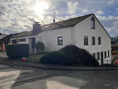 Architektenhaus in begehrter Lage - "Wohnen und Arbeiten unter einem Dach"