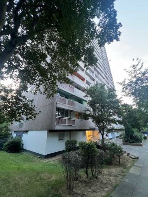 Renovierte, bezugsbereite 3 Zi.-ETW im 3. OG in Frankfurt - Frankfurter Berg