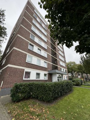 kleines Singleappartement im I OG mit Balkon in zentraler Lage