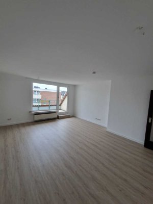 Stilvolle 2-Zimmer-Wohnung mit gehobener Innenausstattung mit Balkon und Einbauküche in Kaarst