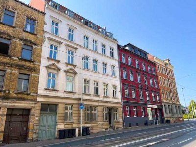 Gepflegte und vermietete 2-Zimmer-Wohnung mit Balkon