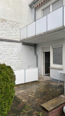 1-Zimmer-Wohnung mit sonniger Terrasse in zentraler Lage