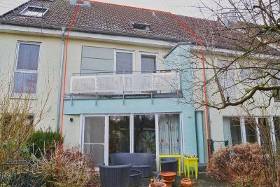 Junges großzügiges RMH in ruhiger Lage, 2 x Terrasse, Garten, Doppelgarage