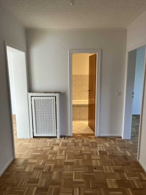 Schöne 2,5-Zimmer-Wohnung mit gehobener Innenausstattung in Duisburg-Walsum