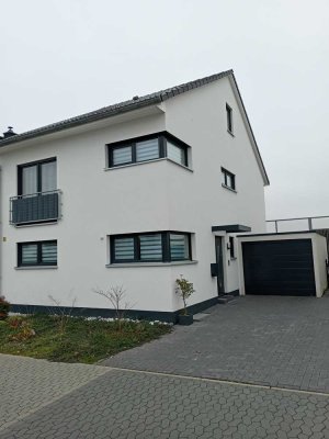 Freundliches 7-Zimmer-Einfamilienhaus mit gehobener Innenausstattung in Mainz Lerchenberg