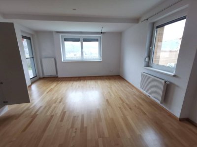 Mietwohnung (ca. 66 m²) in Trautmannsdorf inkl. Einbauküche und Balkon mit traumhaften Ausblick!