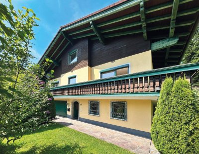 Doppelte Idylle – klassisches Landhaus mit herrlichem Weitblick und Platz für zwei Familien