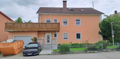 Schön geschnittenes 3 Parteien Haus in ruhiger Wohnlage von Velden!