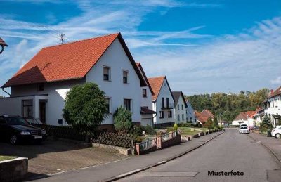 Einfamilienhaus, Tiefgarage, Carport