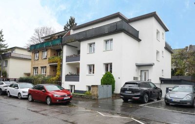 Sanierte 2- Zimmerwohnung in toller Lage von Lindenthal