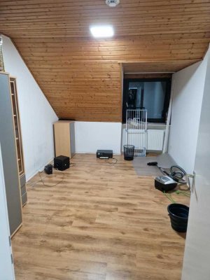 Nachmieter gesucht für Ansprechende 3 Zimmer Wohnung mit Einbauküche in Osnabrück