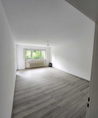 1150 € - 79 m² - 3.5 Zi.